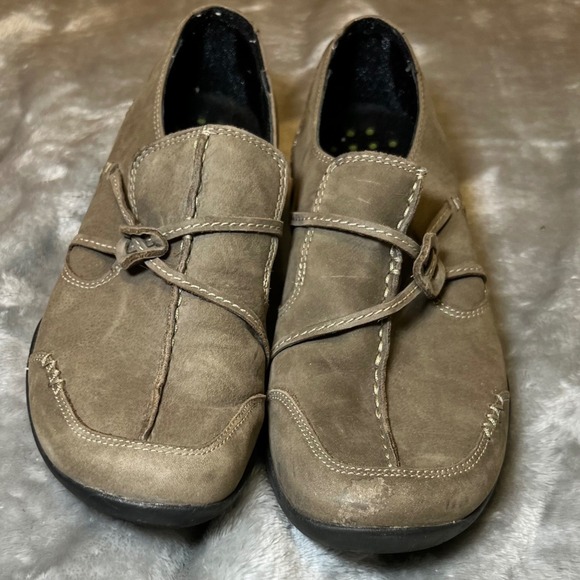 Clarks Womens Size 7M Wave Walk Brown Leather Slip On Loafers Comfort Shoes - Picture 3 of 12